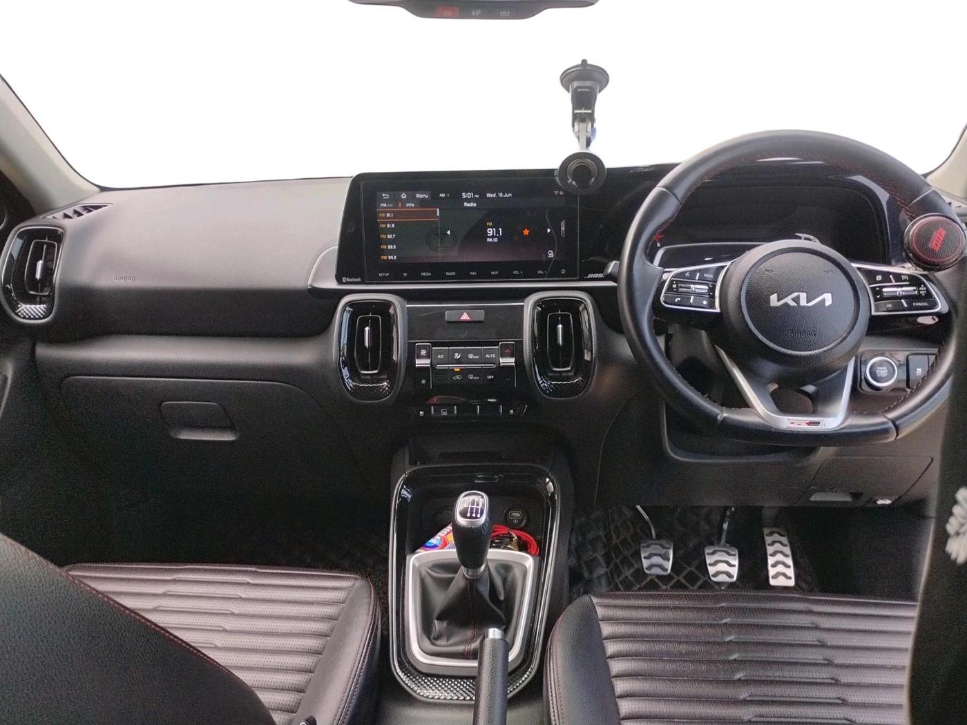 2022 KIA SONET GTX PLUS 1.5, Diesel, Manual, 1,02,032 km, interior