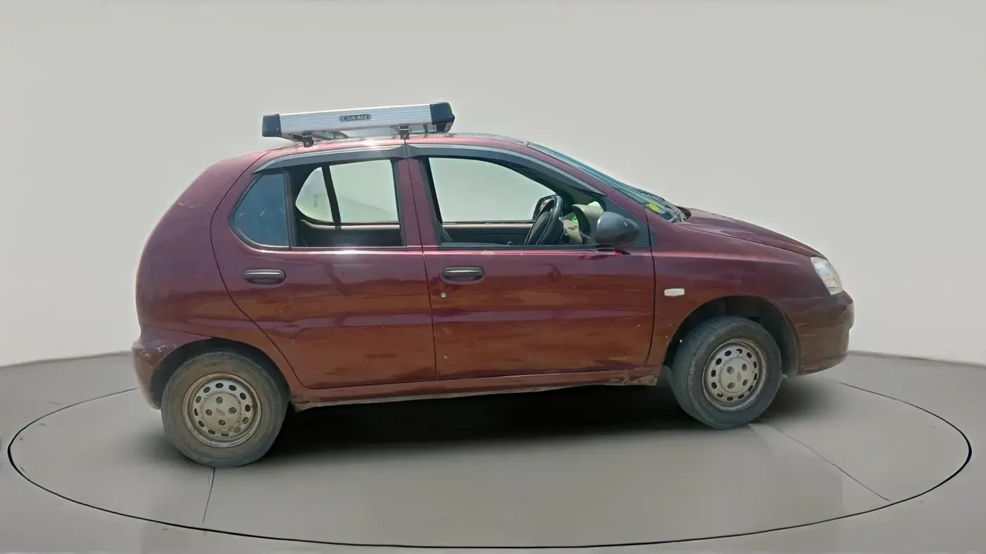 2011 Tata Indica V2 DLS, Diesel, Manual, 1,87,432 km, exterior