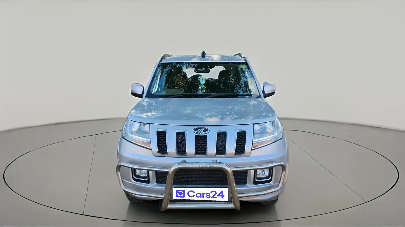 2016 Mahindra TUV300 T8, Diesel, Manual, 1,07,335 km, exterior