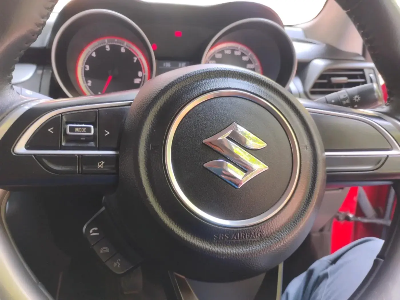 2022 Maruti Swift ZXI, Petrol, Manual, 54,996 km, interior