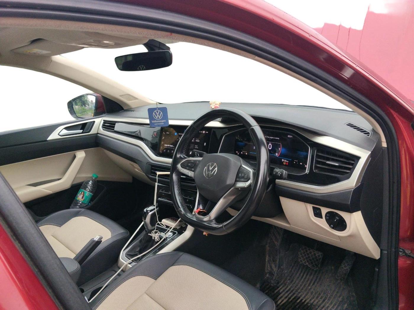 2023 Volkswagen VIRTUS TOPLINE TSI 1.0 AT, Petrol, Automatic, 29,537 km, interior