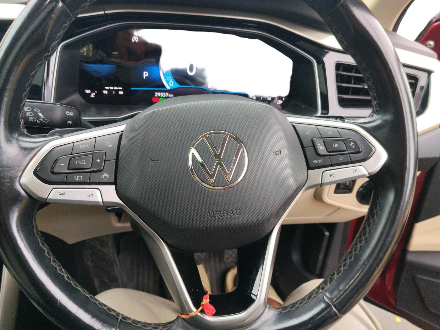 2023 Volkswagen VIRTUS TOPLINE TSI 1.0 AT, Petrol, Automatic, 29,537 km, interior