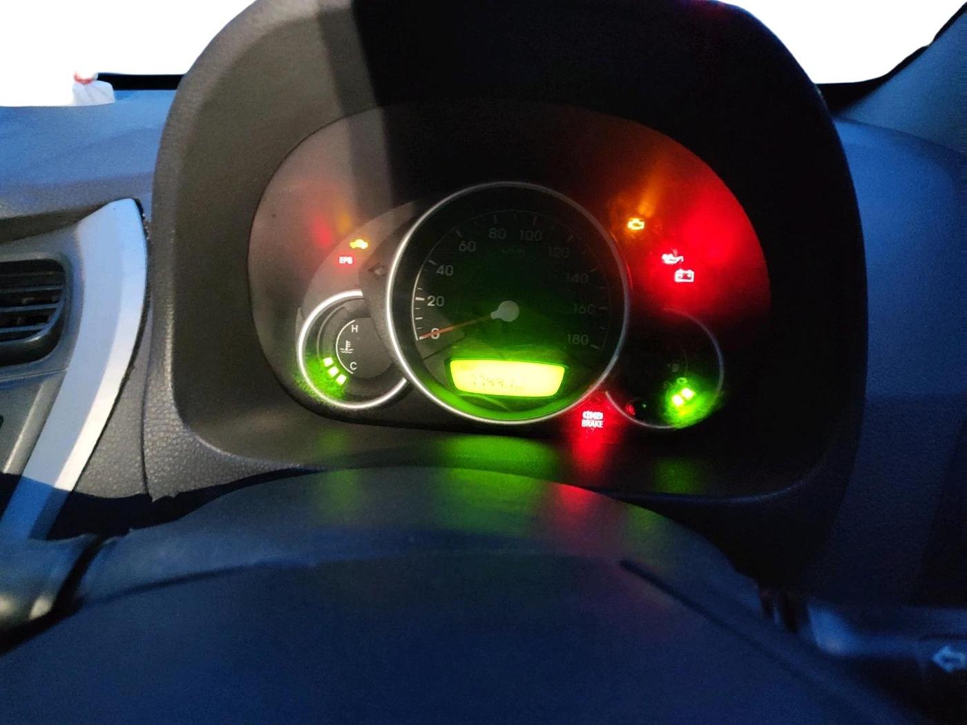 2018 Hyundai Eon MAGNA +, Petrol, Manual, 77,443 km, interior