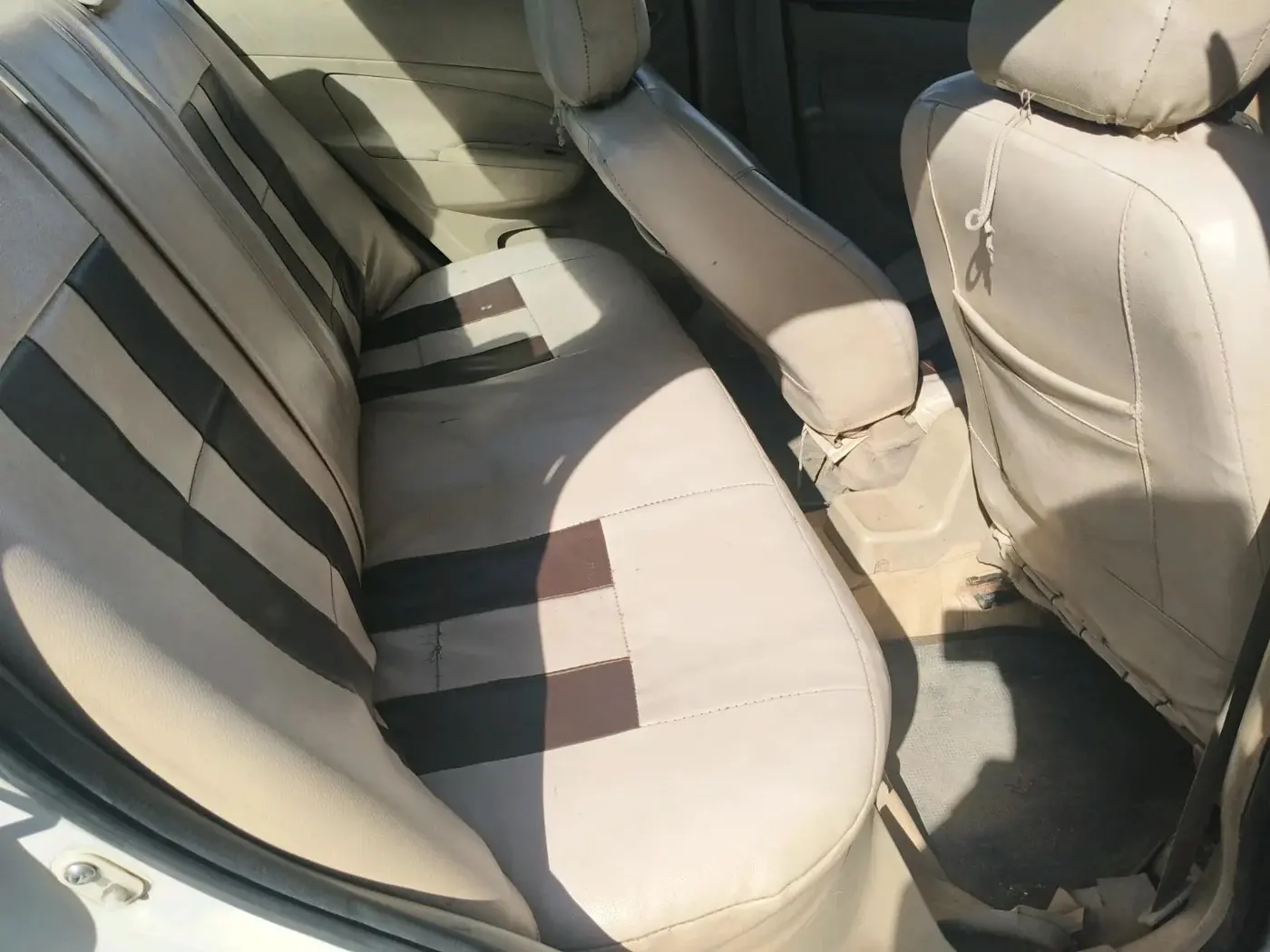 2013 Maruti Swift Dzire VDI, Diesel, Manual, 1,30,627 km, interior