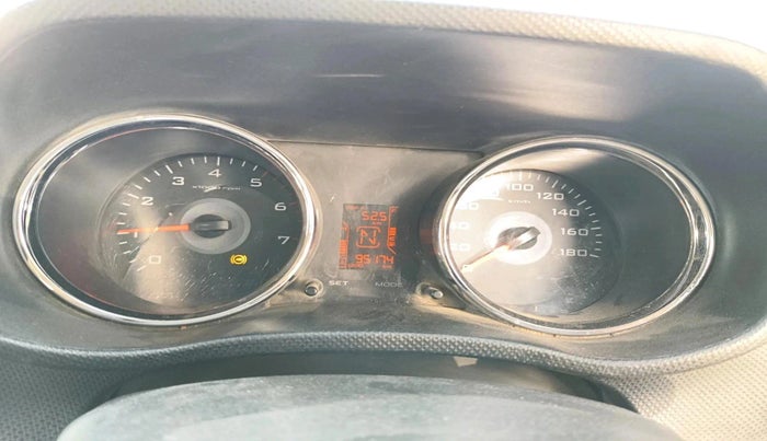 2016 Mahindra TUV300 T8, Diesel, Manual, 95,174 km, interior