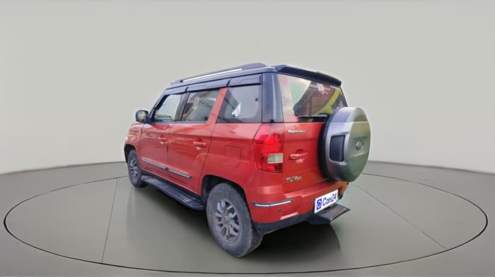 2019 Mahindra TUV300 T10, Diesel, Manual, 2,15,845 km, exterior