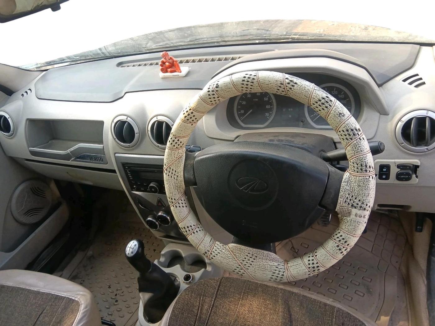 2013 Mahindra Verito 1.5 D6, Diesel, Manual, 2,65,715 km, interior