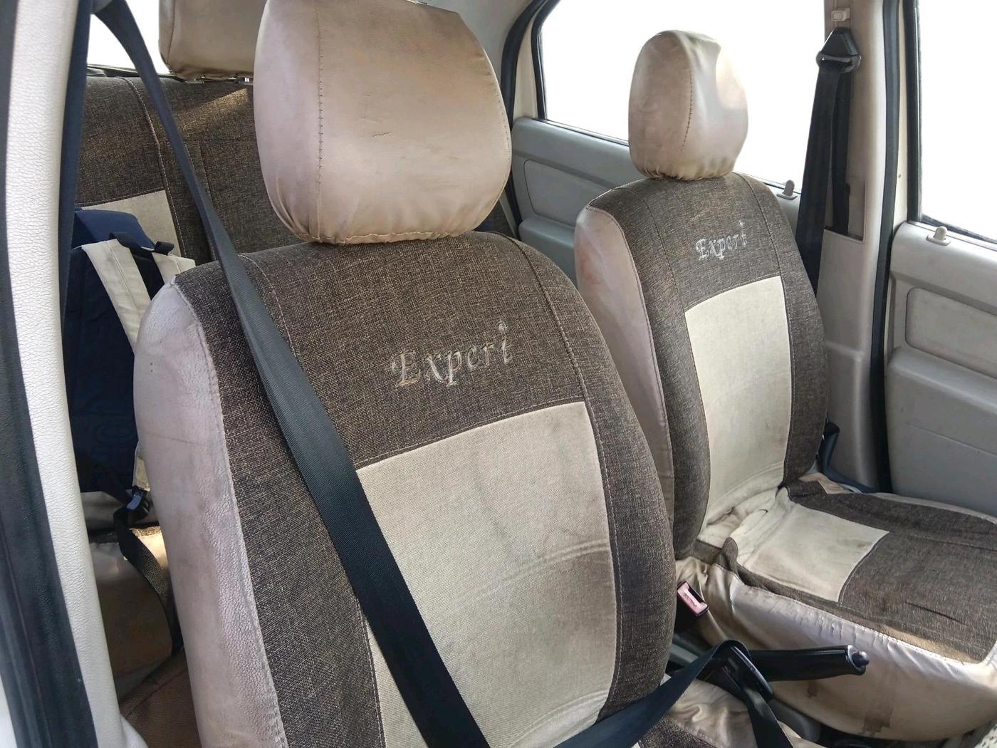 2013 Mahindra Verito 1.5 D6, Diesel, Manual, 2,65,715 km, interior