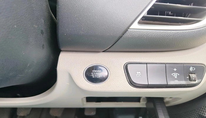 2023 KIA SELTOS HTX PETROL 1.5, Petrol, Manual, 29,393 km, interior