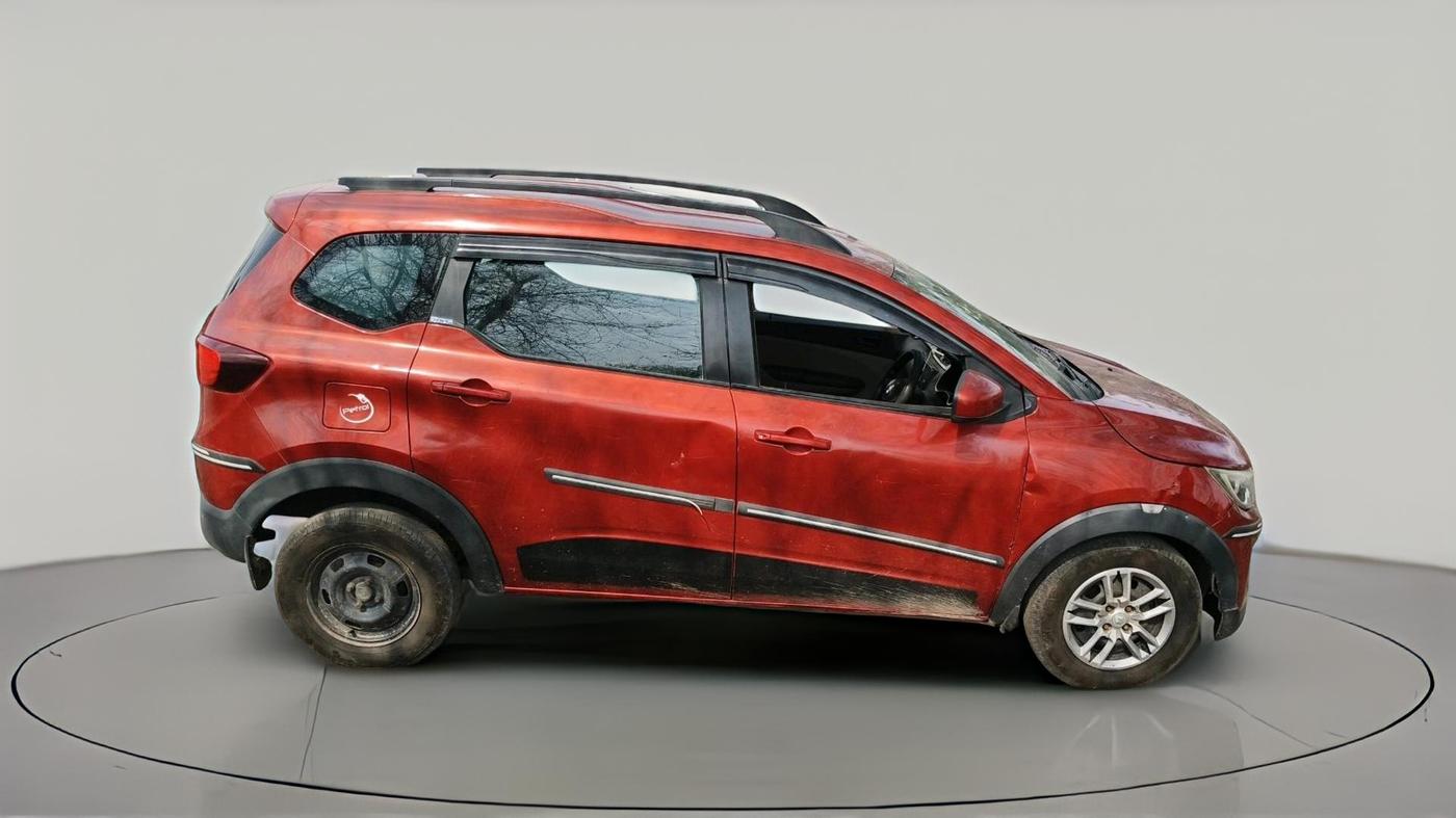 2020 Renault TRIBER RXT, Petrol, Manual, 1,06,706 km, exterior