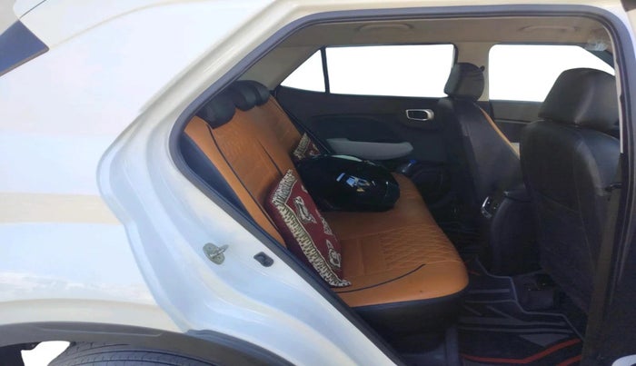 2023 Hyundai VENUE S(O) 1.2, Petrol, Manual, 21,350 km, interior