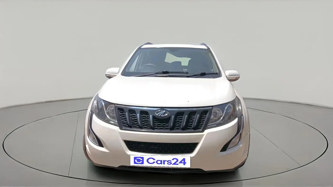 2017 Mahindra XUV500 W10 1.99, Diesel, Manual, 1,41,786 km, exterior