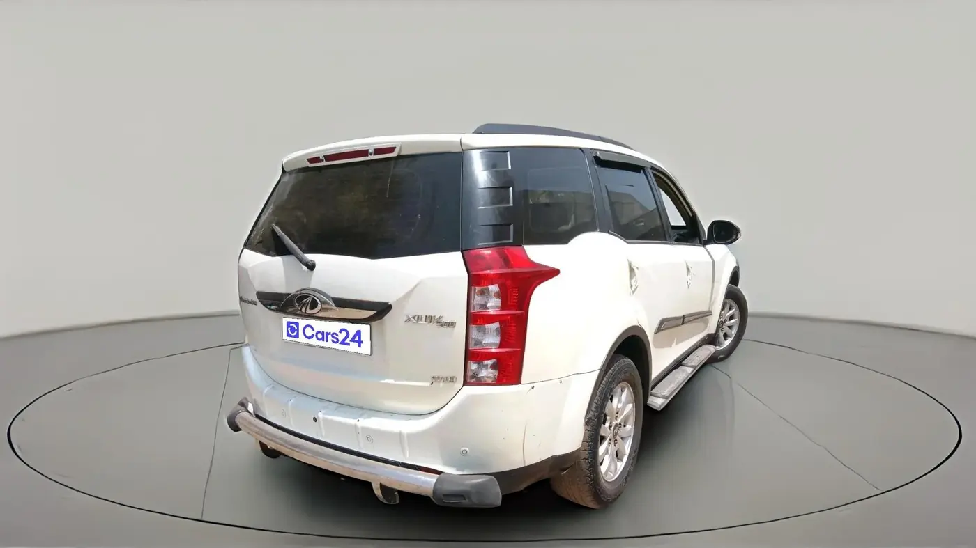 2017 Mahindra XUV500 W10 1.99, Diesel, Manual, 1,41,786 km, exterior
