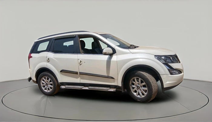 2017 Mahindra XUV500 W10 1.99, Diesel, Manual, 1,41,786 km, exterior