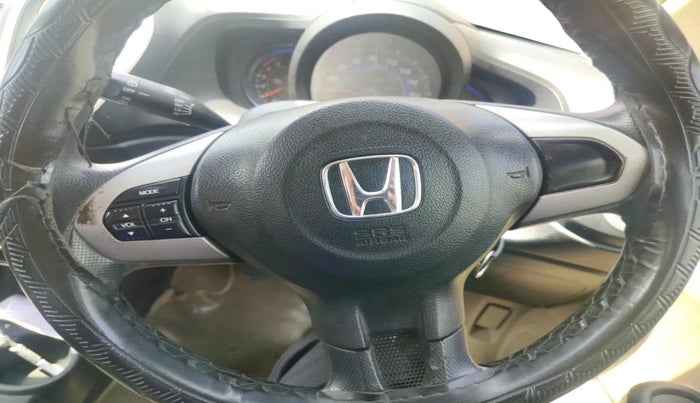 2014 Honda Mobilio 1.5L I-DTEC V, Diesel, Manual, 87,839 km, interior