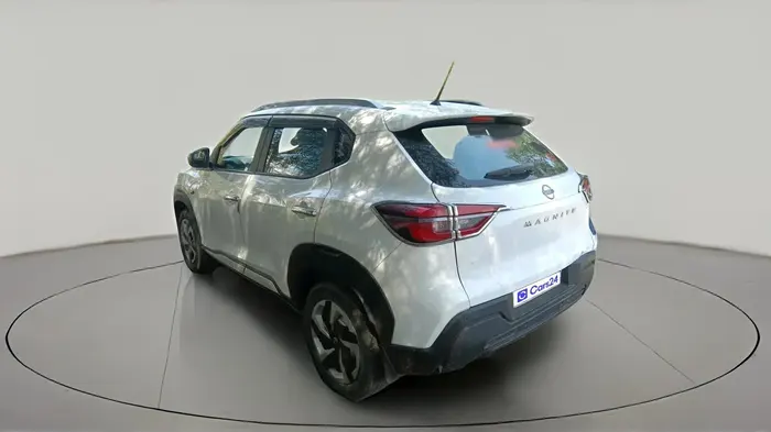 2023 Nissan MAGNITE XE, CNG, Manual, 28,272 km, exterior