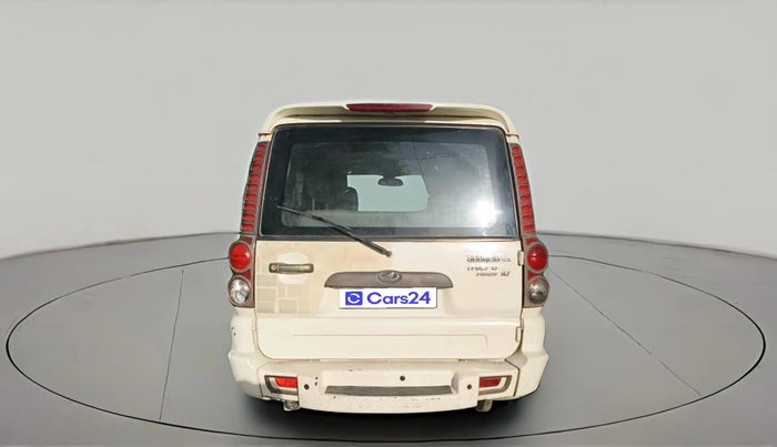 2013 Mahindra Scorpio VLX 2WD, Diesel, Manual, 1,64,037 km, exterior