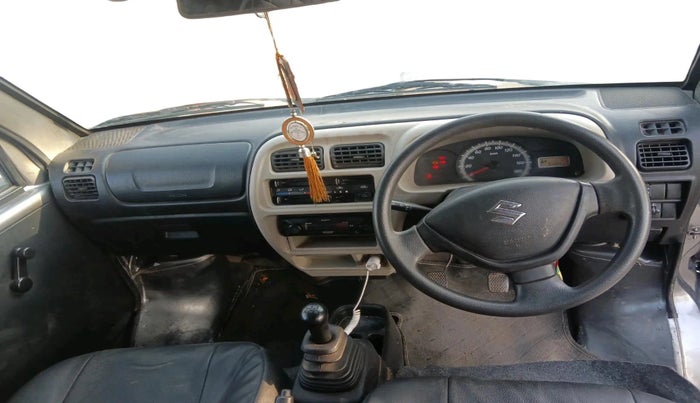 2022 Maruti Eeco 5 STR AC, CNG, Manual, 54,347 km, interior