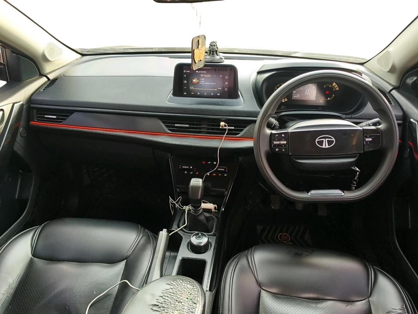 2024 Tata NEXON PURE SUNROOF 1.5 DIESEL, Diesel, Manual, 84,546 km, interior