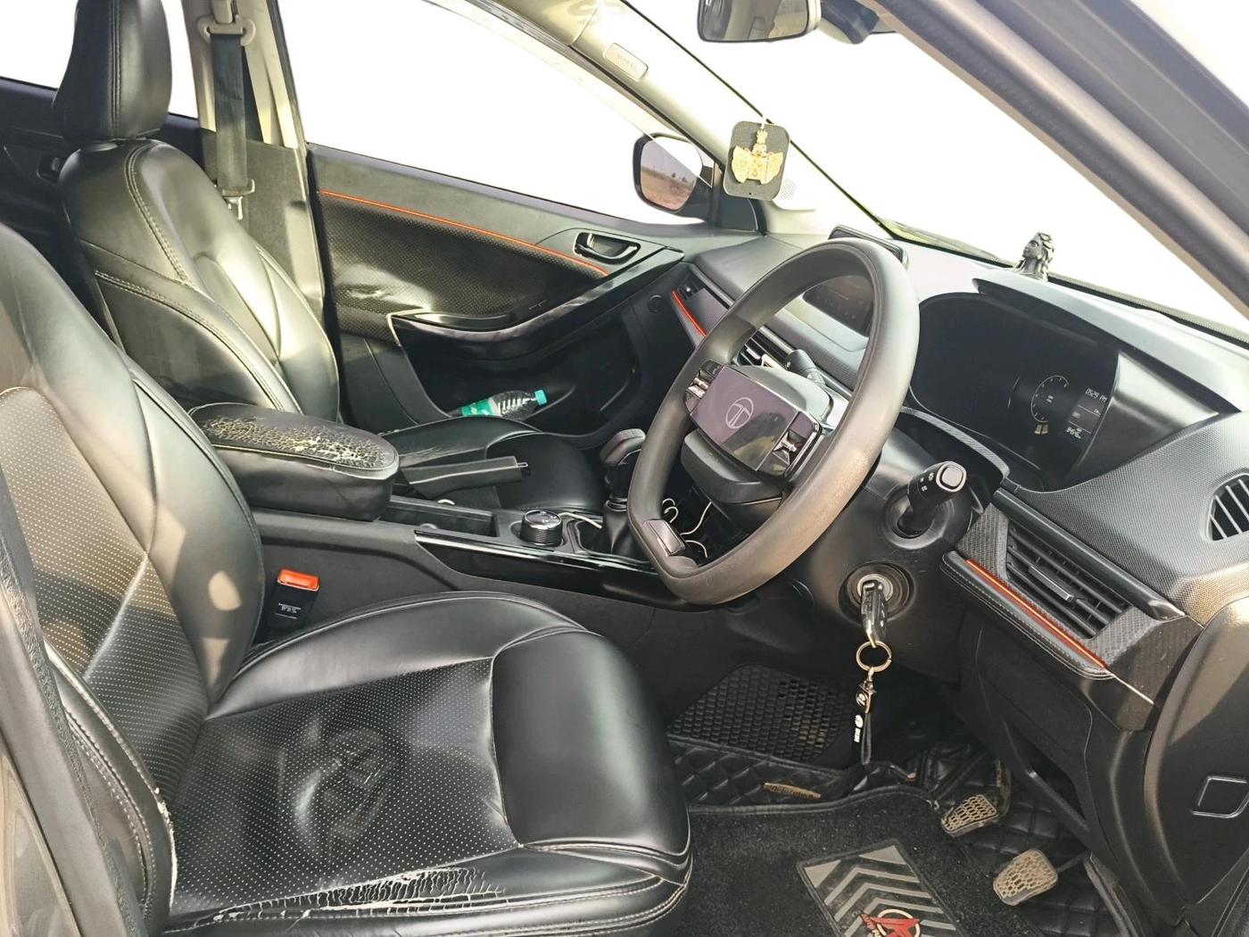 2024 Tata NEXON PURE SUNROOF 1.5 DIESEL, Diesel, Manual, 84,546 km, interior