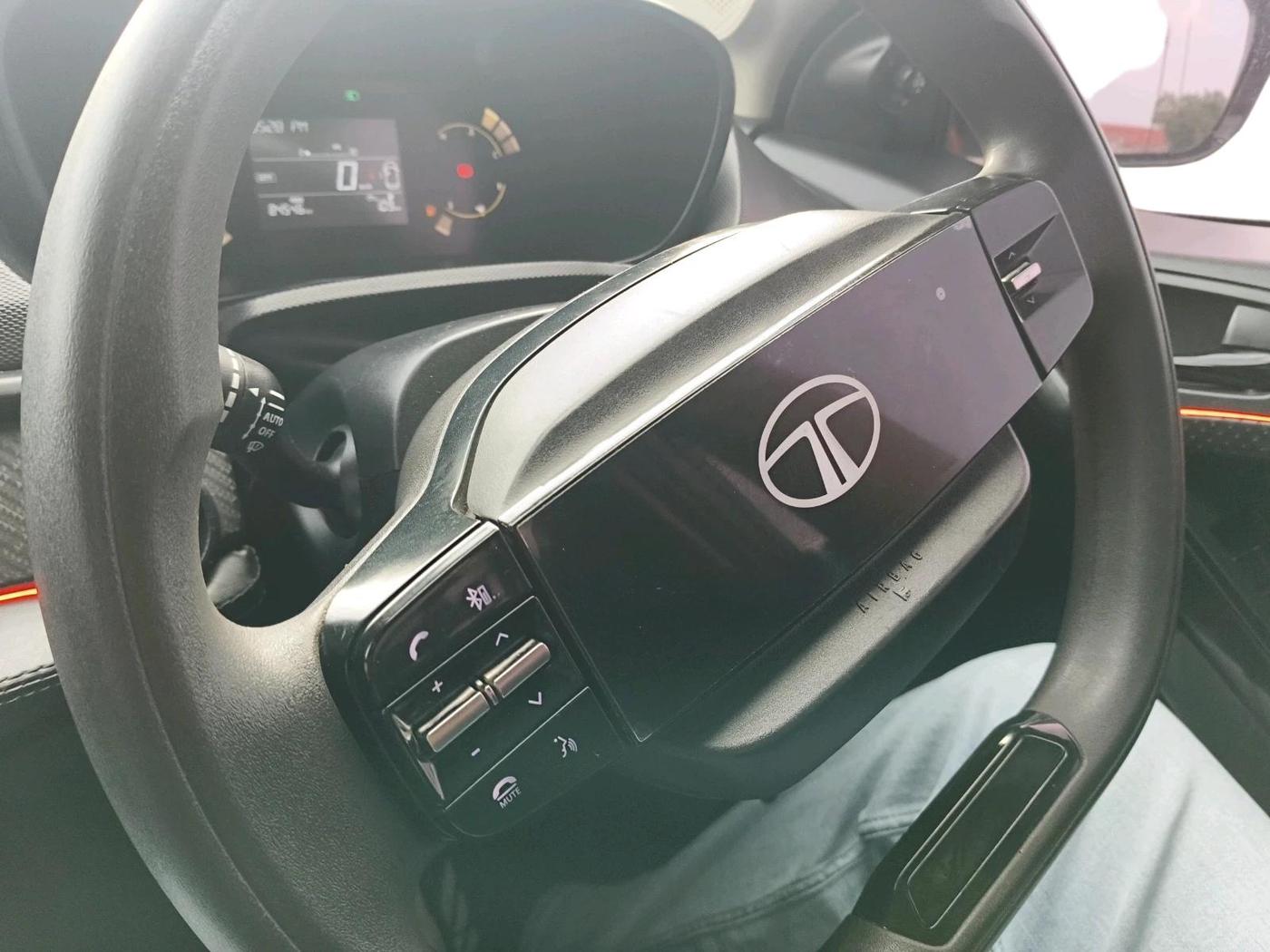 2024 Tata NEXON PURE SUNROOF 1.5 DIESEL, Diesel, Manual, 84,546 km, interior