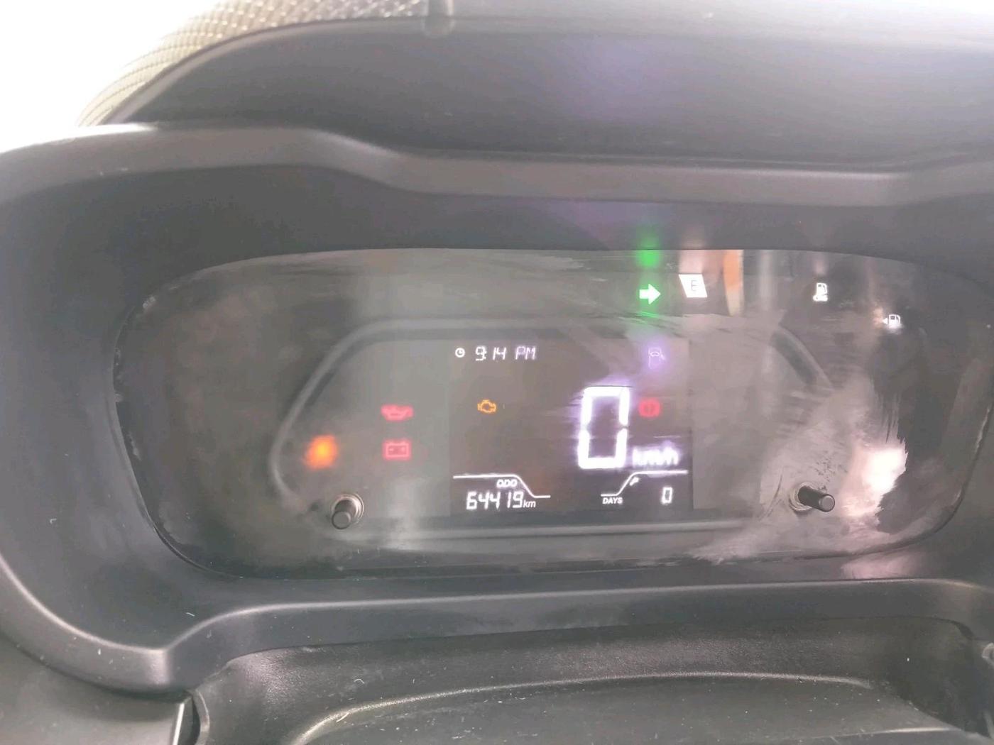 2023 Tata ALTROZ XE CNG, CNG, Manual, 64,419 km, interior