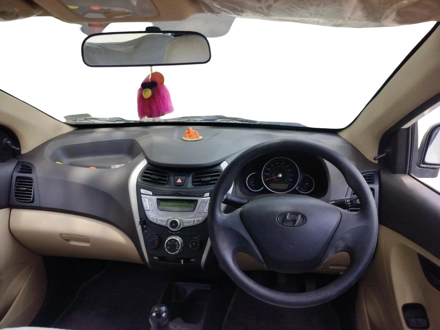 2014 Hyundai Eon MAGNA +, Petrol, Manual, 10,519 km, interior
