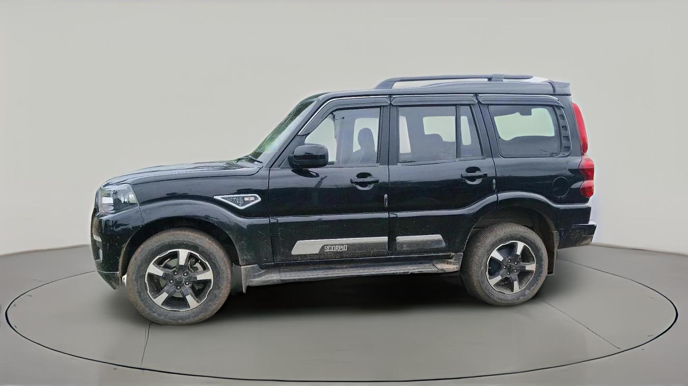 2024 Mahindra SCORPIO CLASSIC S11 7STR, Diesel, Manual, 21,527 km, exterior