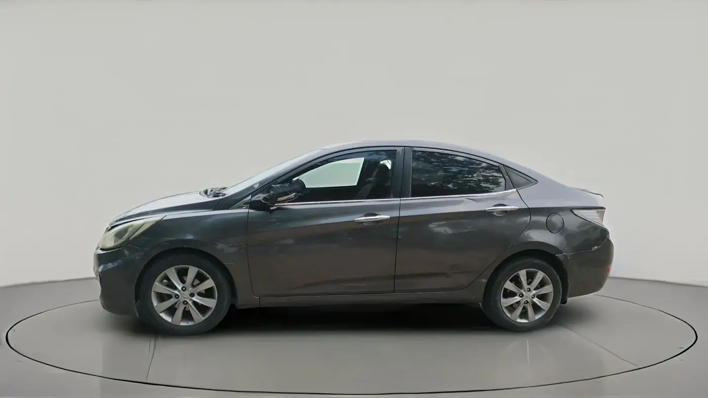 2013 Hyundai Verna FLUIDIC 1.6 CRDI SX, Diesel, Manual, 1,23,195 km, exterior
