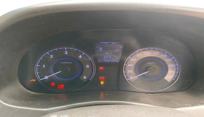 2013 Hyundai Verna FLUIDIC 1.6 CRDI SX, Diesel, Manual, 1,23,195 km, interior