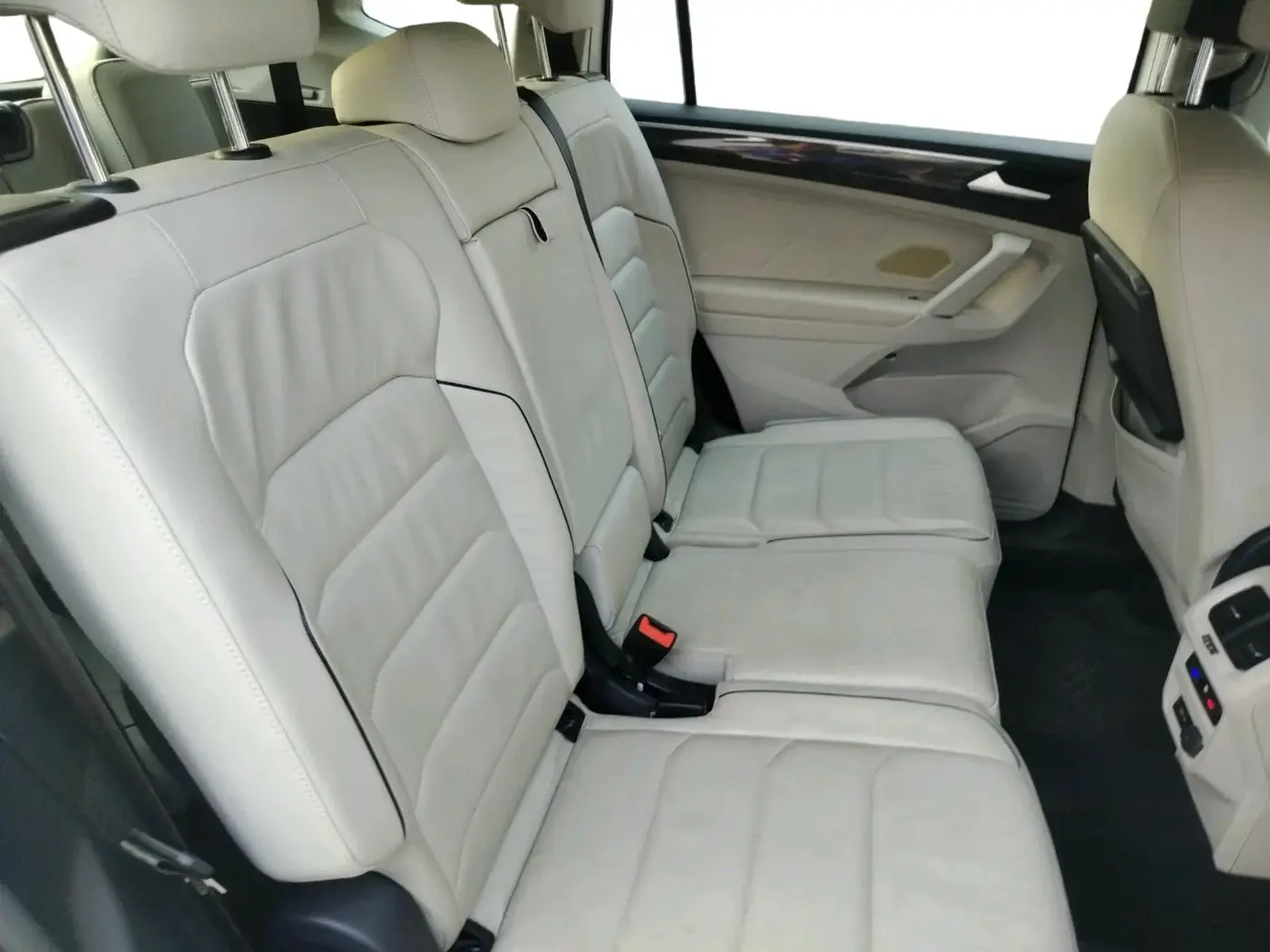 2020 Volkswagen TIGUAN ALL SPACE 2.0 TSI, Petrol, Automatic, 52,723 km, interior