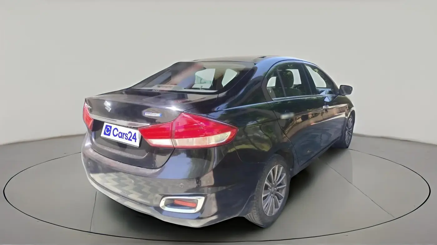 2021 Maruti Ciaz ALPHA  AT 1.5 SHVS PETROL, Petrol, Automatic, 25,661 km, exterior
