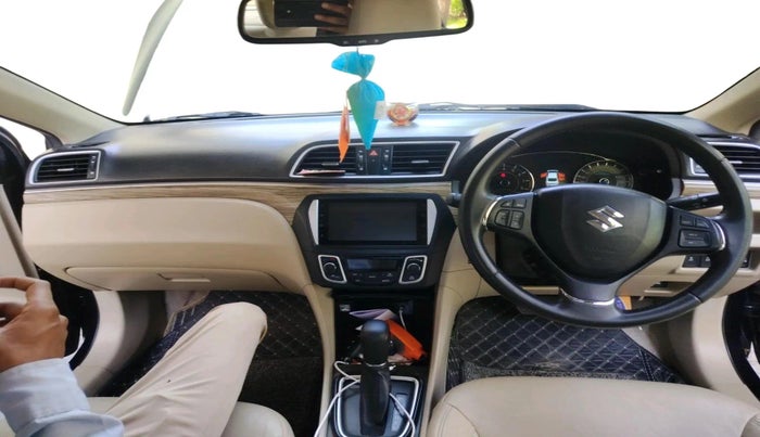 2021 Maruti Ciaz ALPHA  AT 1.5 SHVS PETROL, Petrol, Automatic, 25,661 km, interior