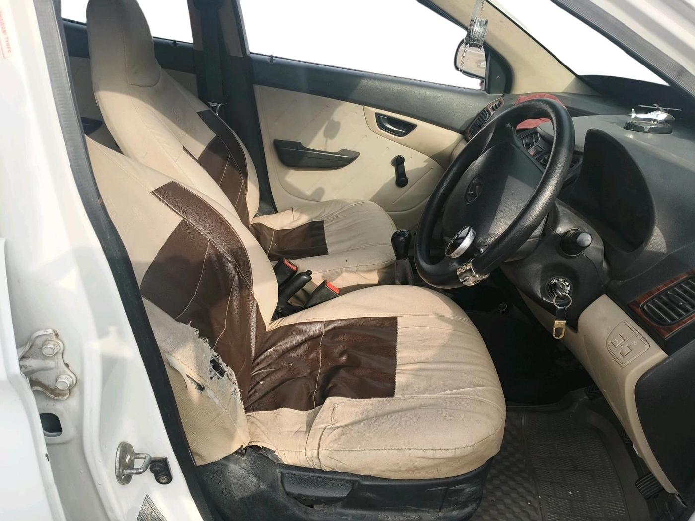 2014 Hyundai Eon D-LITE+, Petrol, Manual, 1,36,600 km, interior