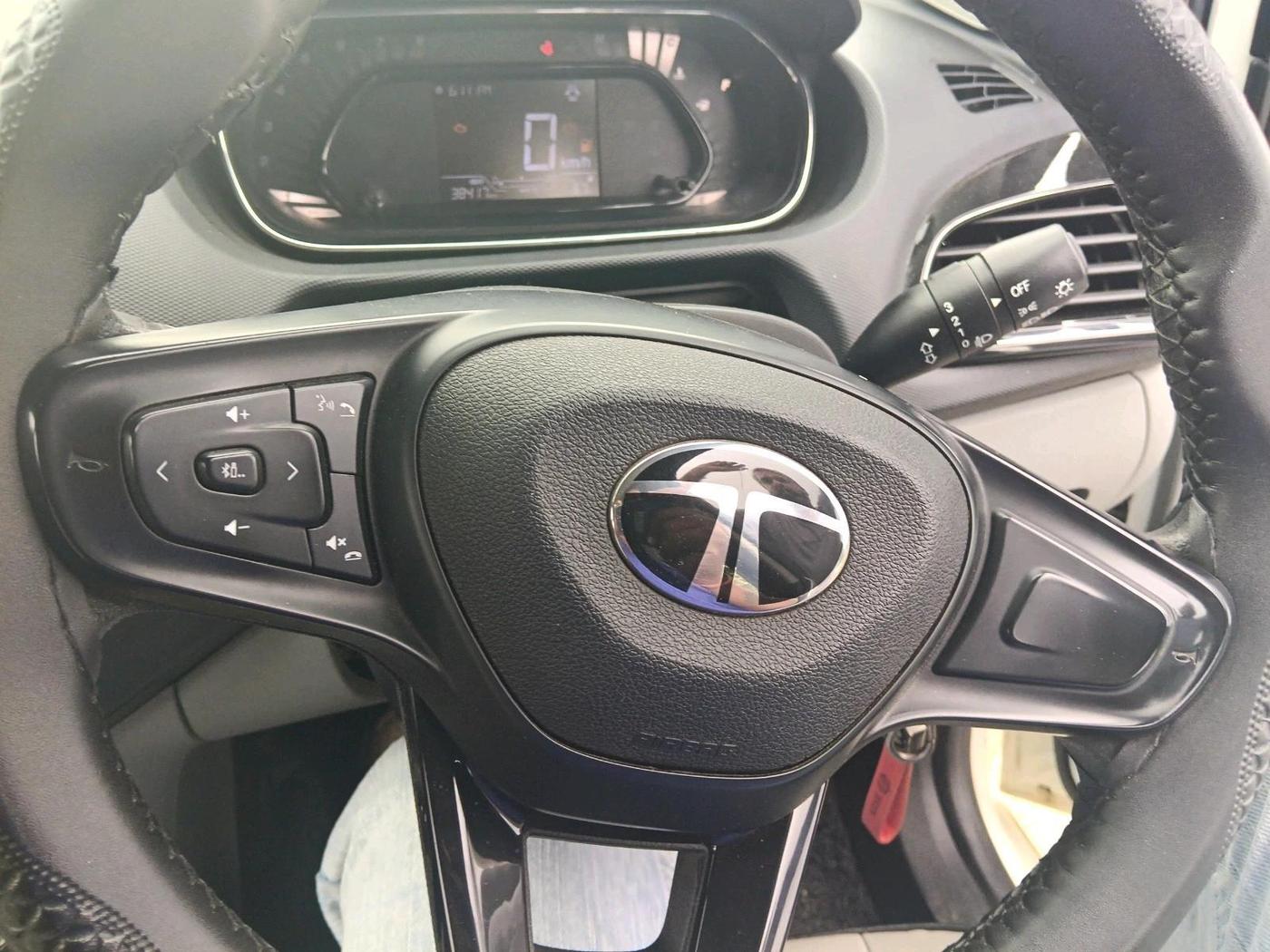 2024 Tata Tiago XT (O) PETROL, Petrol, Manual, 38,417 km, interior