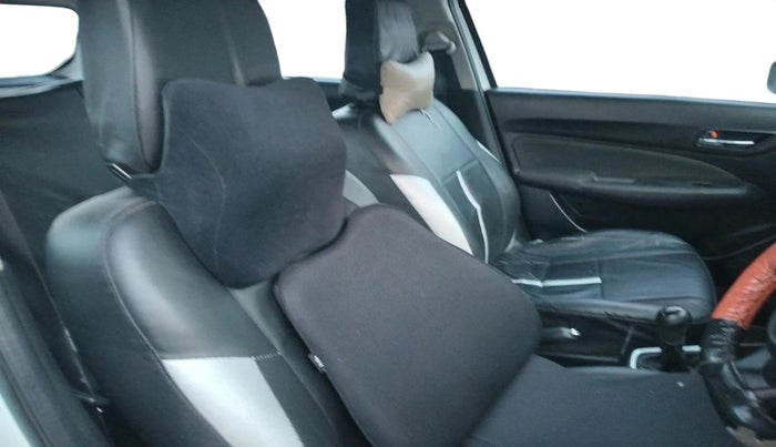 2018 Maruti Swift VXI, CNG, Manual, 88,293 km, interior