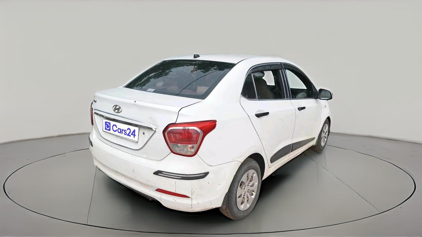 2016 Hyundai Xcent CRDI + ABS, Diesel, Manual, 1,91,411 km, exterior