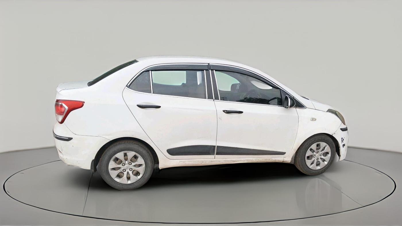 2016 Hyundai Xcent CRDI + ABS, Diesel, Manual, 1,91,411 km, exterior