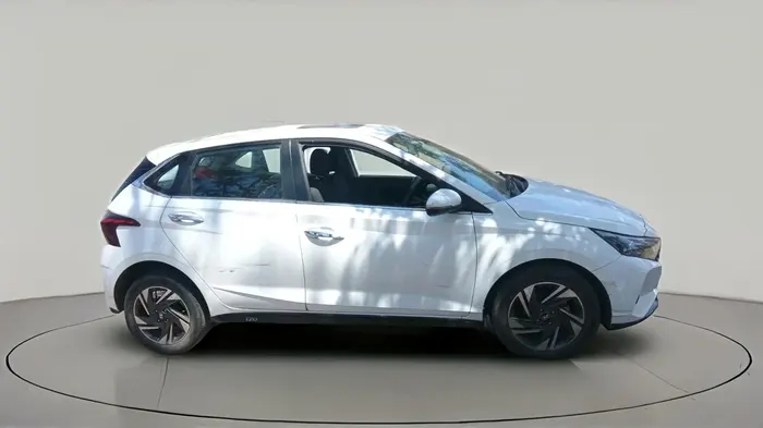 2023 Hyundai NEW I20 ASTA (O) 1.2 MT, Petrol, Manual, 13,675 km, exterior