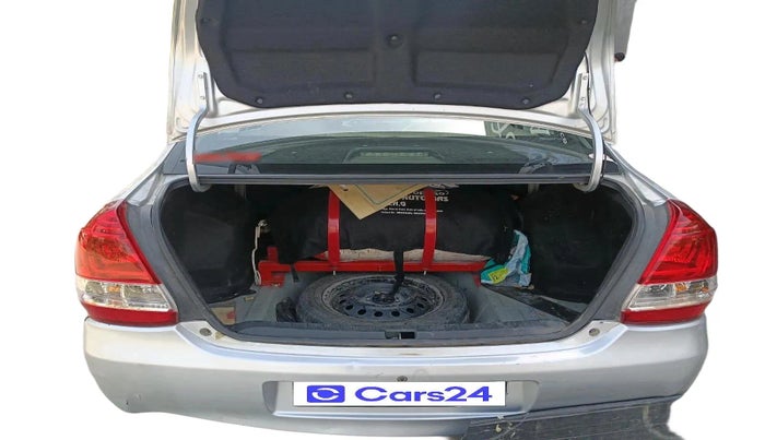 2013 Toyota Etios G, CNG, Manual, 1,66,814 km, exterior