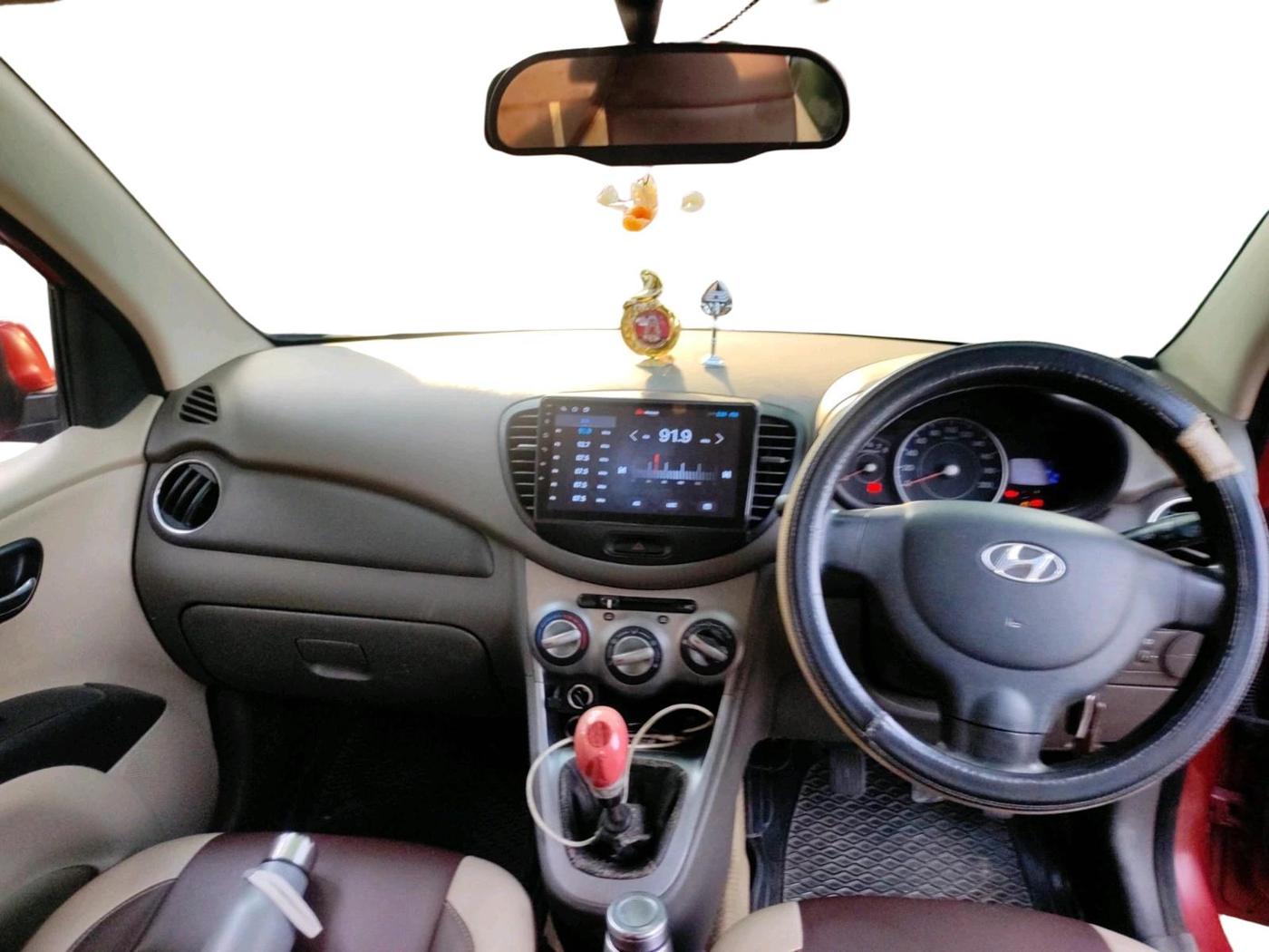2013 Hyundai i10 MAGNA 1.2, Petrol, Manual, 1,49,404 km, interior