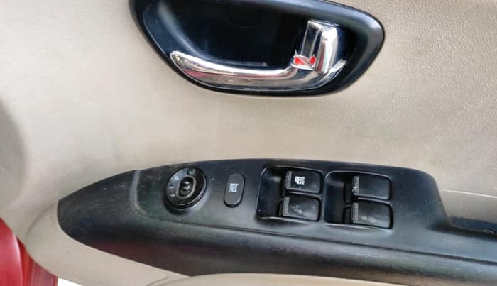 2013 Hyundai i10 MAGNA 1.2, Petrol, Manual, 1,49,404 km, interior
