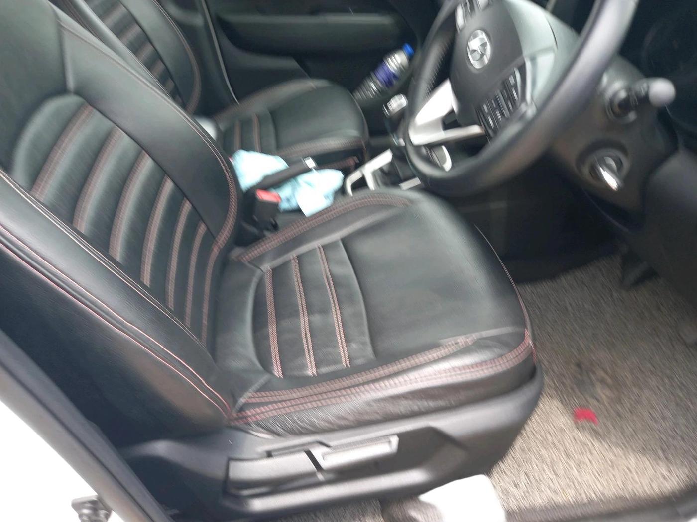 2021 Hyundai VENUE SX 1.0 TURBO IMT, Petrol, Manual, 1,01,188 km, interior