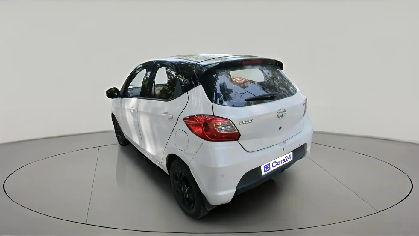 2018 Tata Tiago XZ DIESEL, Diesel, Manual, 1,62,382 km, exterior