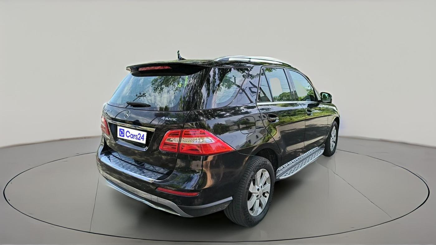 2015 Mercedes Benz Ml Class 250 CDI, Diesel, Automatic, 2,33,575 km, exterior