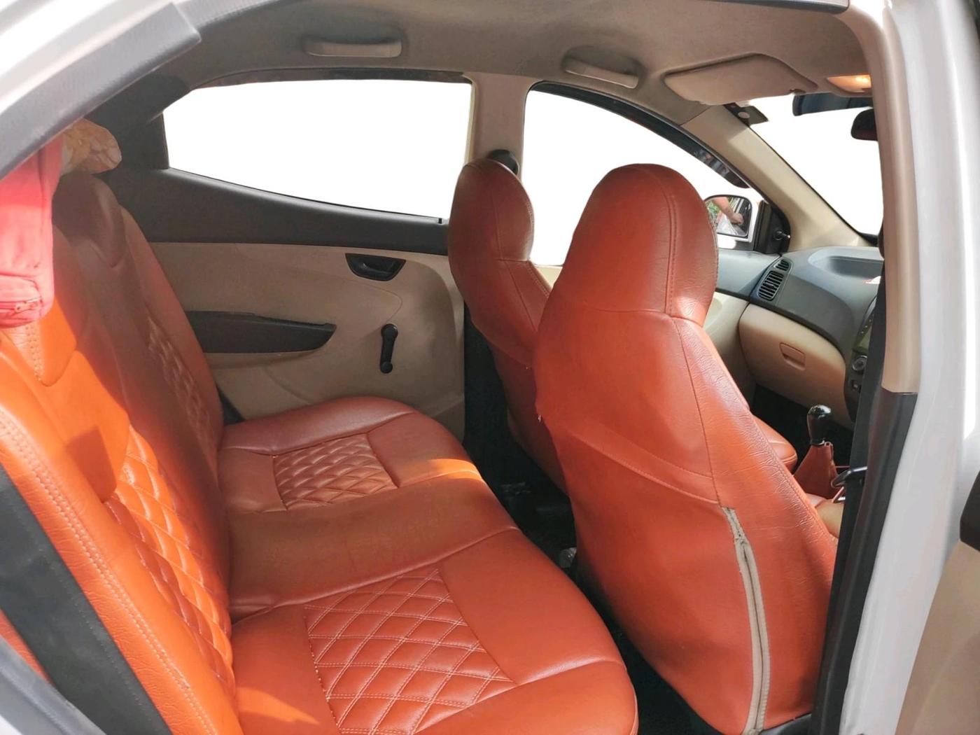 2015 Hyundai Eon MAGNA +, Petrol, Manual, 1,57,004 km, interior