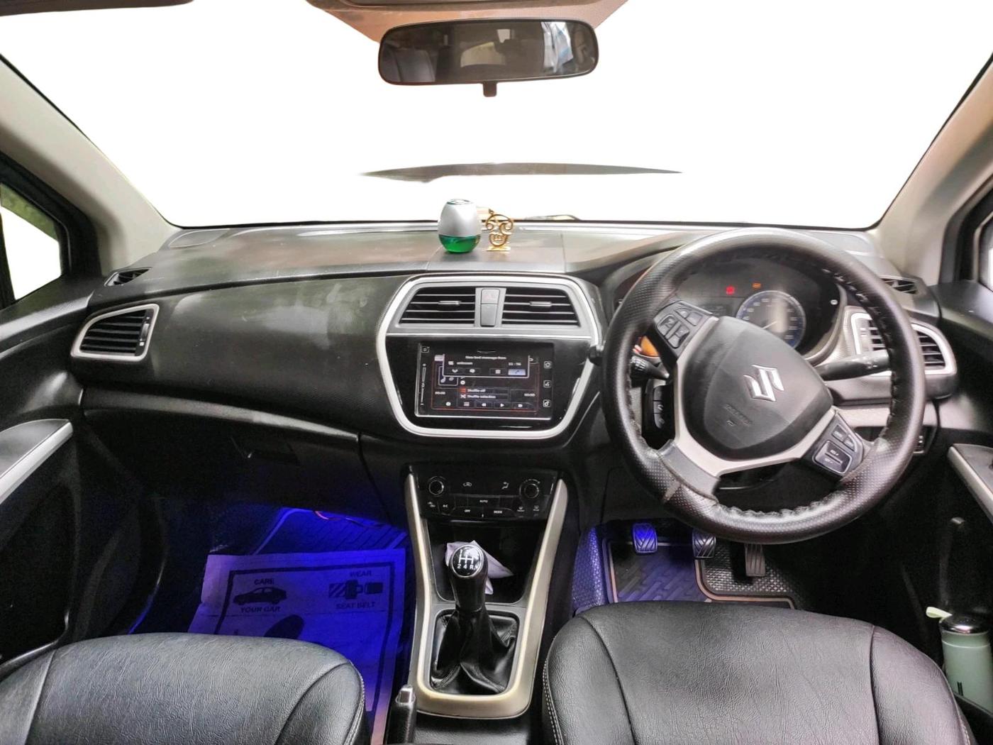 2016 Maruti S Cross ZETA 1.3, Diesel, Manual, 1,24,161 km, interior