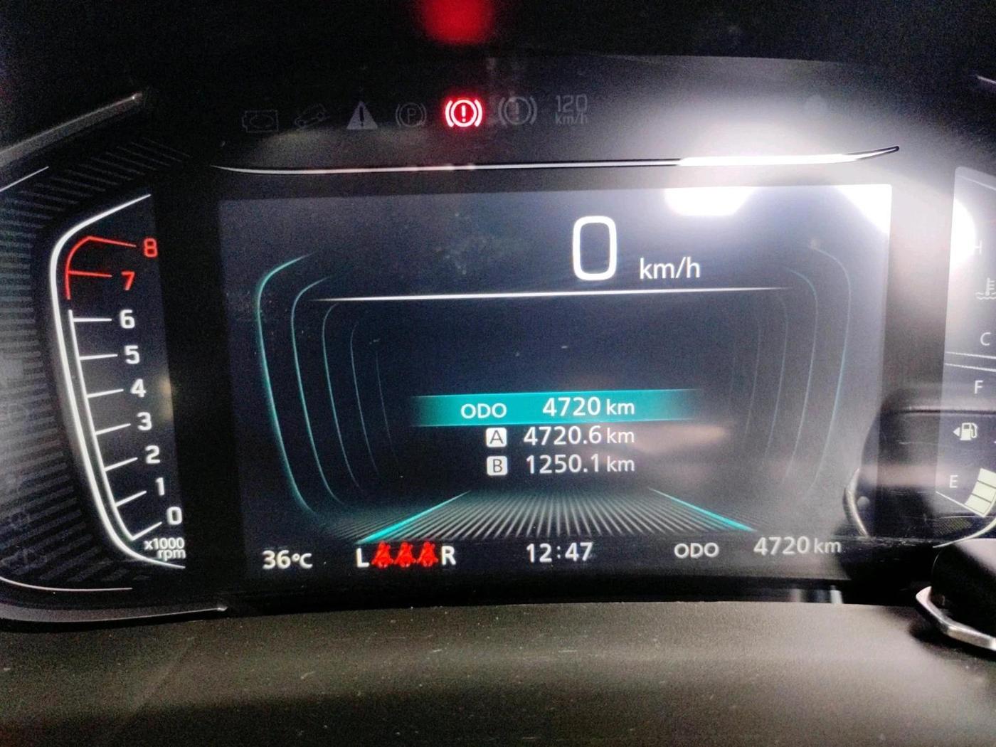 2026 Maruti Grand Vitara Zeta (O) Smart Hybri, Petrol, Manual, 4,720 km, interior