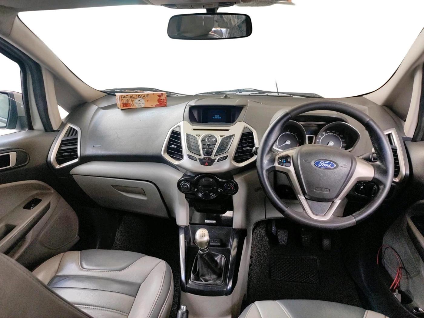 2013 Ford Ecosport TITANIUM 1.5L DIESEL, Diesel, Manual, 1,75,747 km, interior