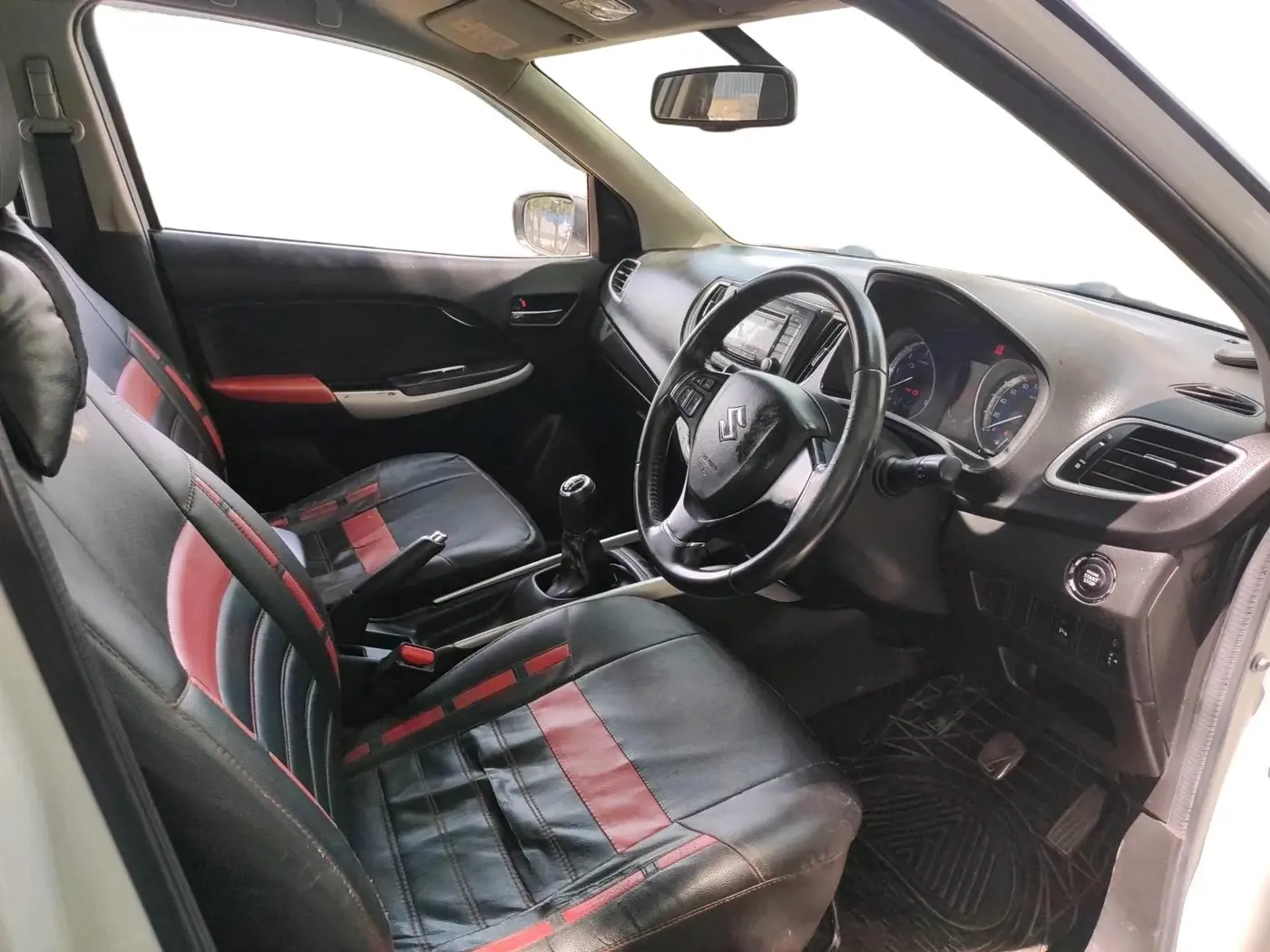 2015 Maruti Baleno ZETA DIESEL 1.3, Diesel, Manual, 93,580 km, interior